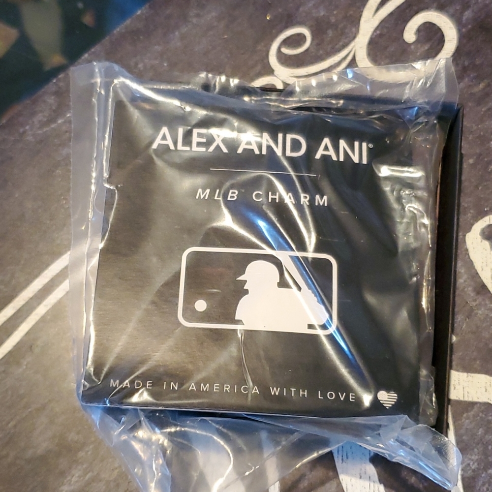 Alex ani new york Yankees braided leather bracelet
